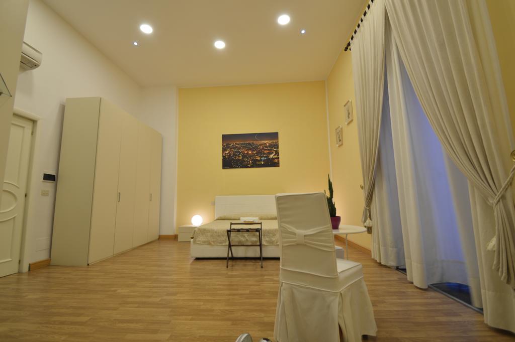 B&B Palazzo Ruffo Di Bagnara Naples Room photo