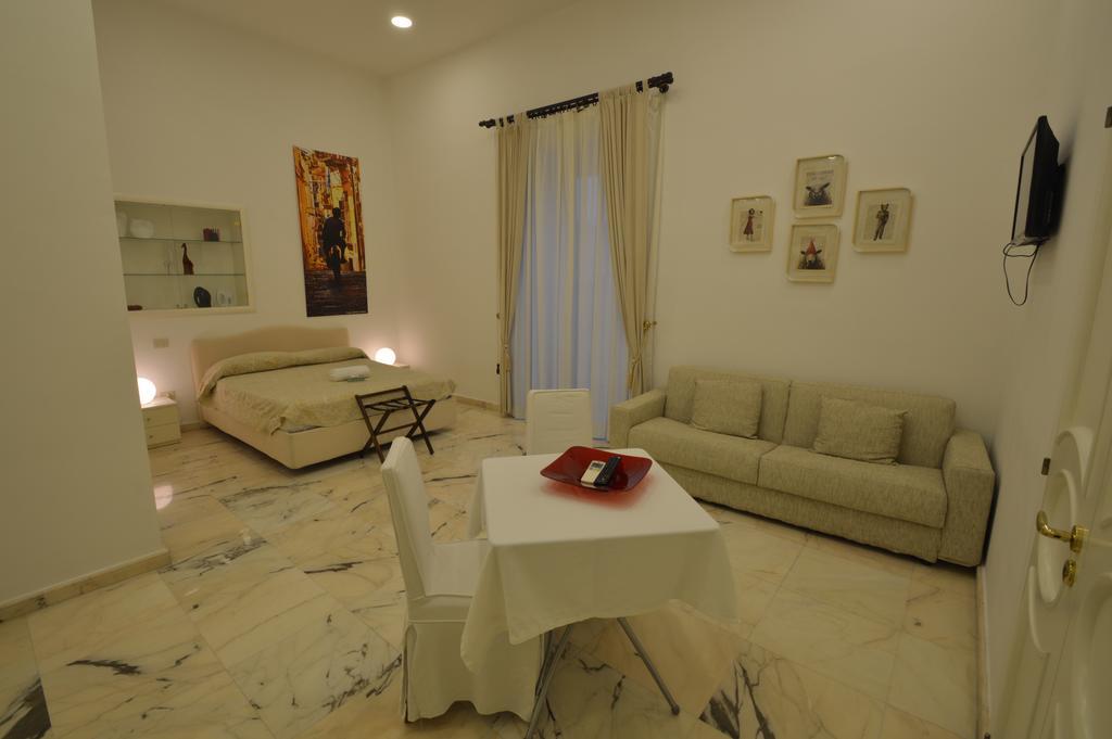 B&B Palazzo Ruffo Di Bagnara Naples Room photo