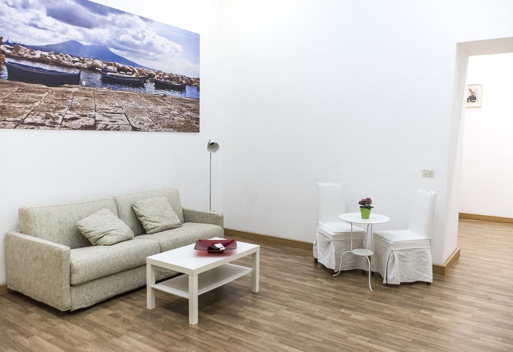 B&B Palazzo Ruffo Di Bagnara Naples Room photo