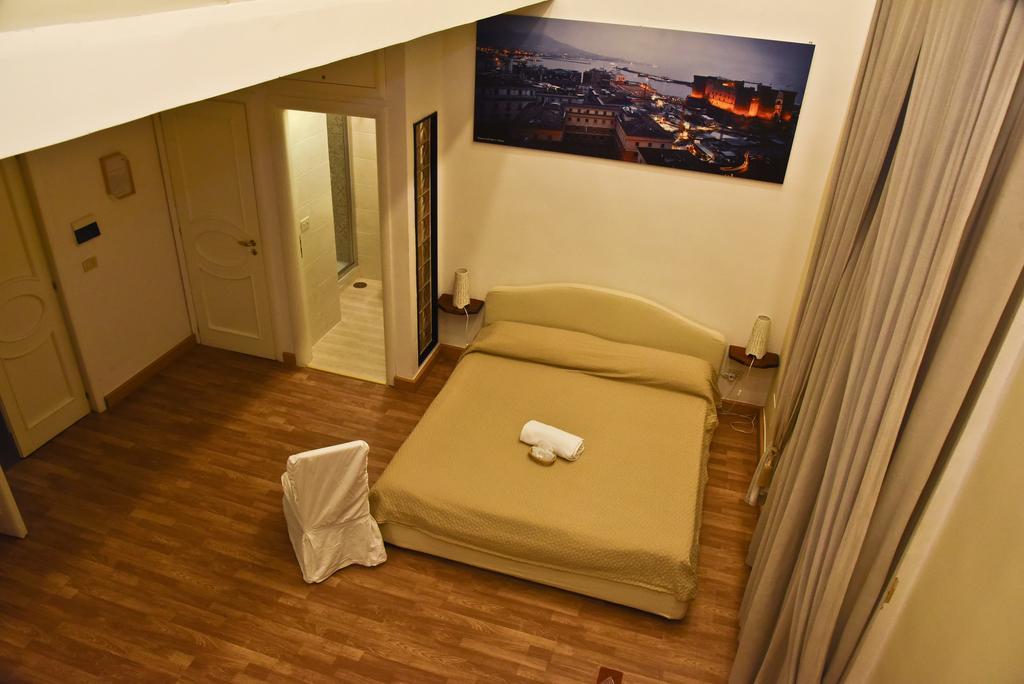 B&B Palazzo Ruffo Di Bagnara Naples Exterior photo