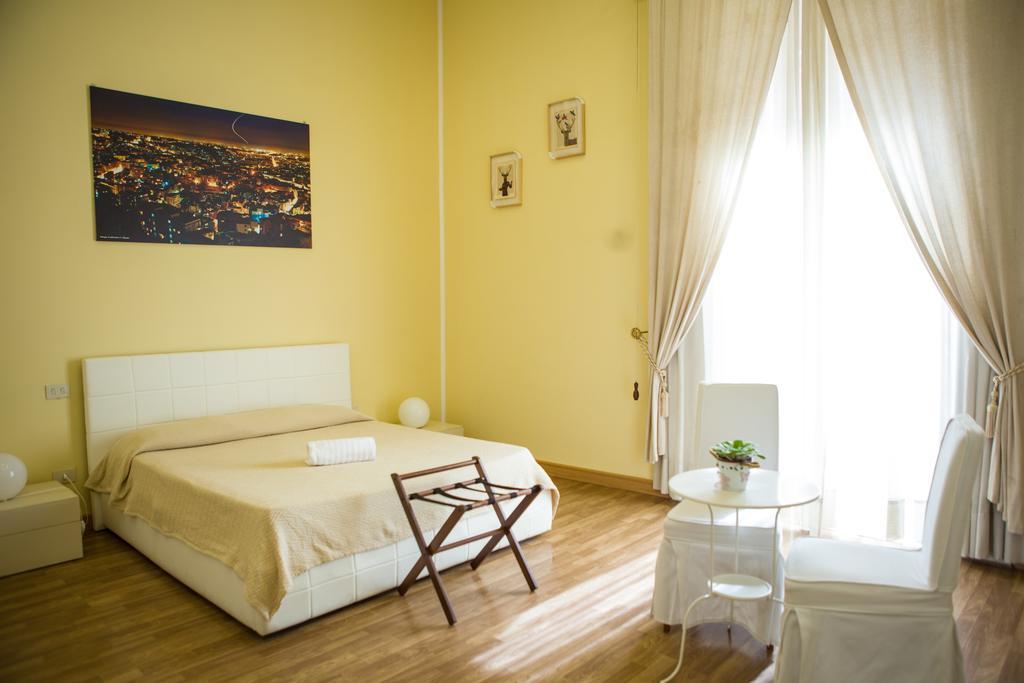 B&B Palazzo Ruffo Di Bagnara Naples Exterior photo
