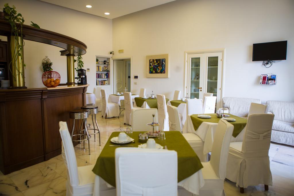 B&B Palazzo Ruffo Di Bagnara Naples Exterior photo